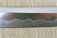 Détail de la trempe sur un naginata.jpg